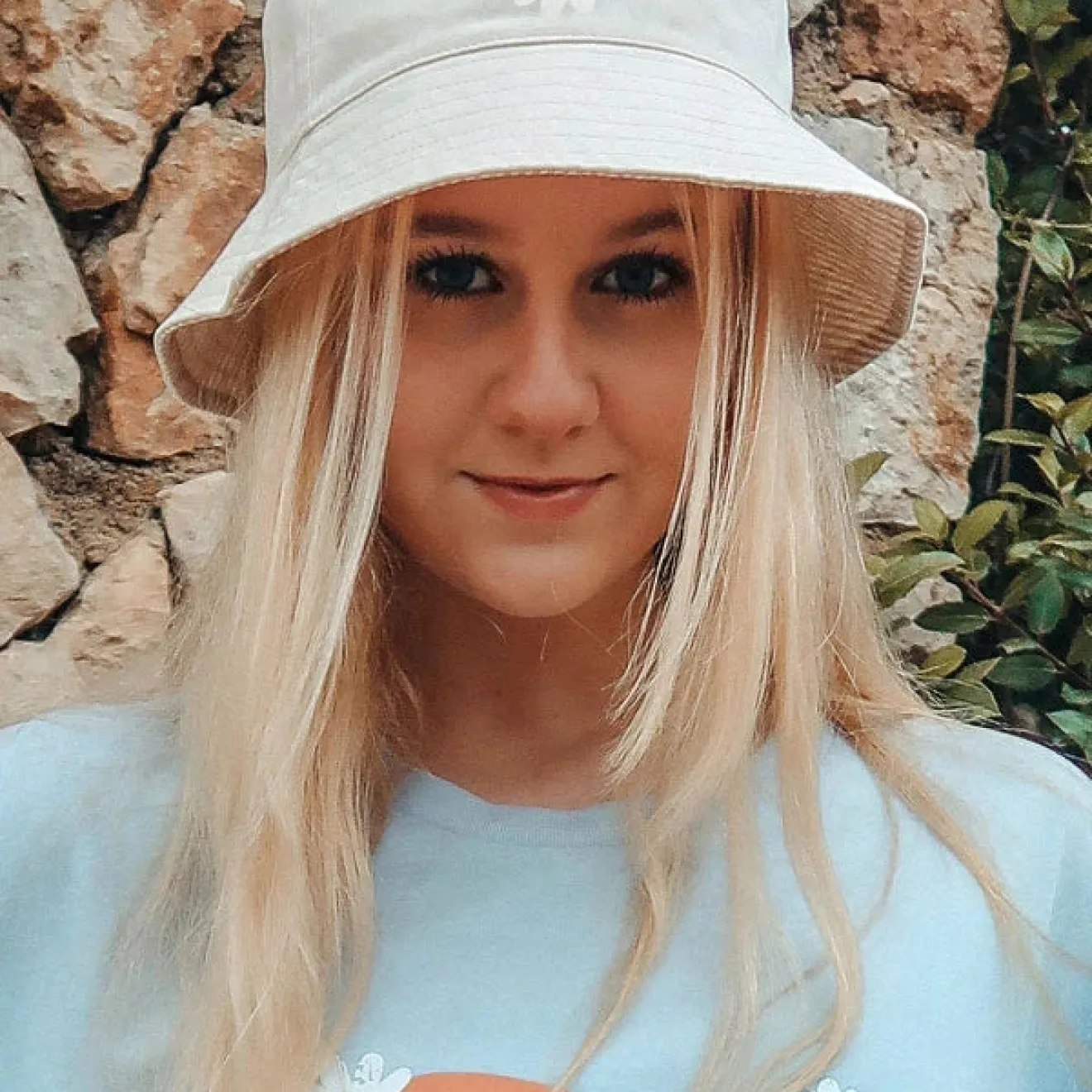 DAISY DO BUCKET HAT