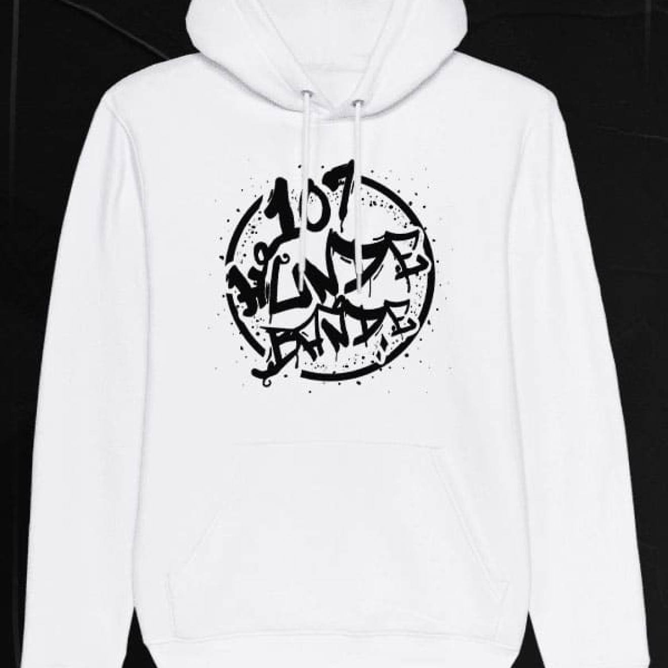 107 Hundebande Hoodie white