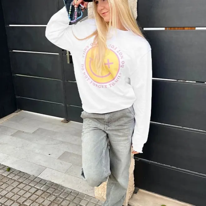 SMILEY EYES SWEATER